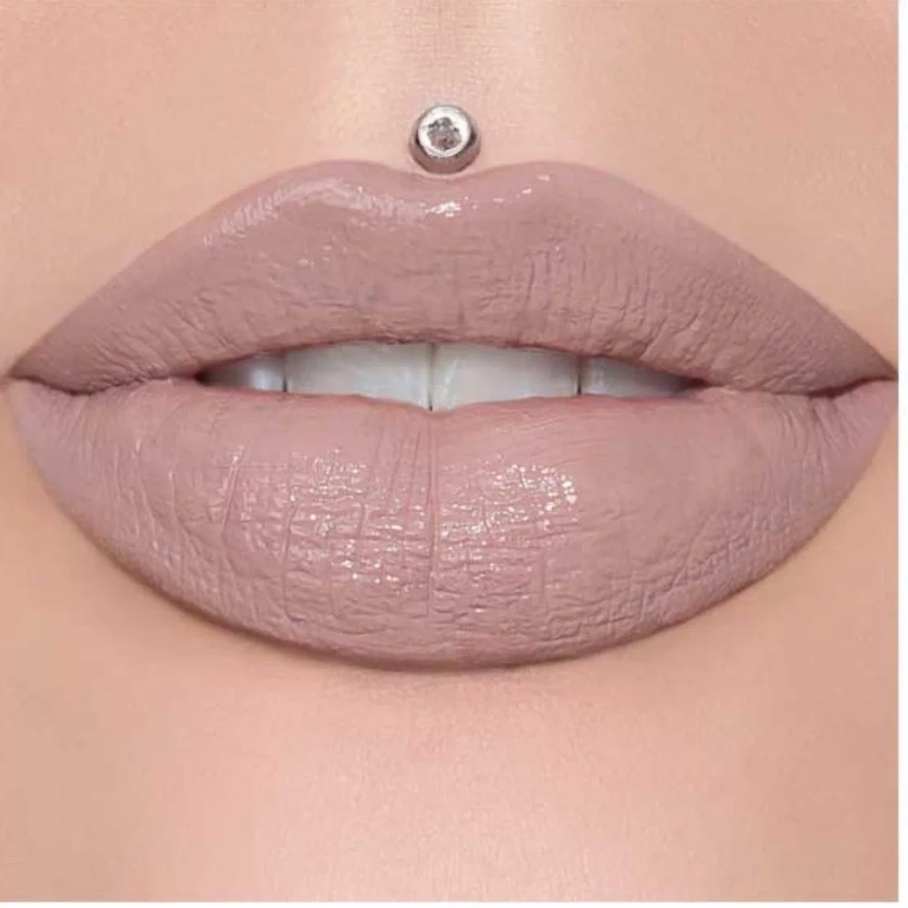 Jeffree Star Naked in the Dark Supreme Gloss, New in Box!